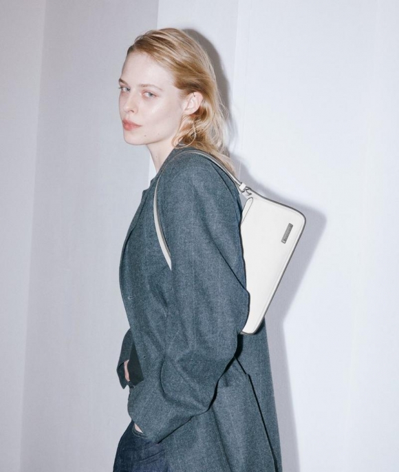 Liebeskind Herren Franzis Crossbody S - Weiß