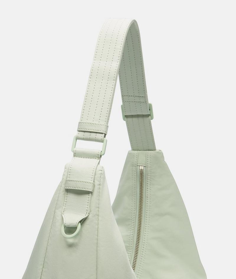 Liebeskind Herren Nylon Moon Hobo M - Salbeigrün