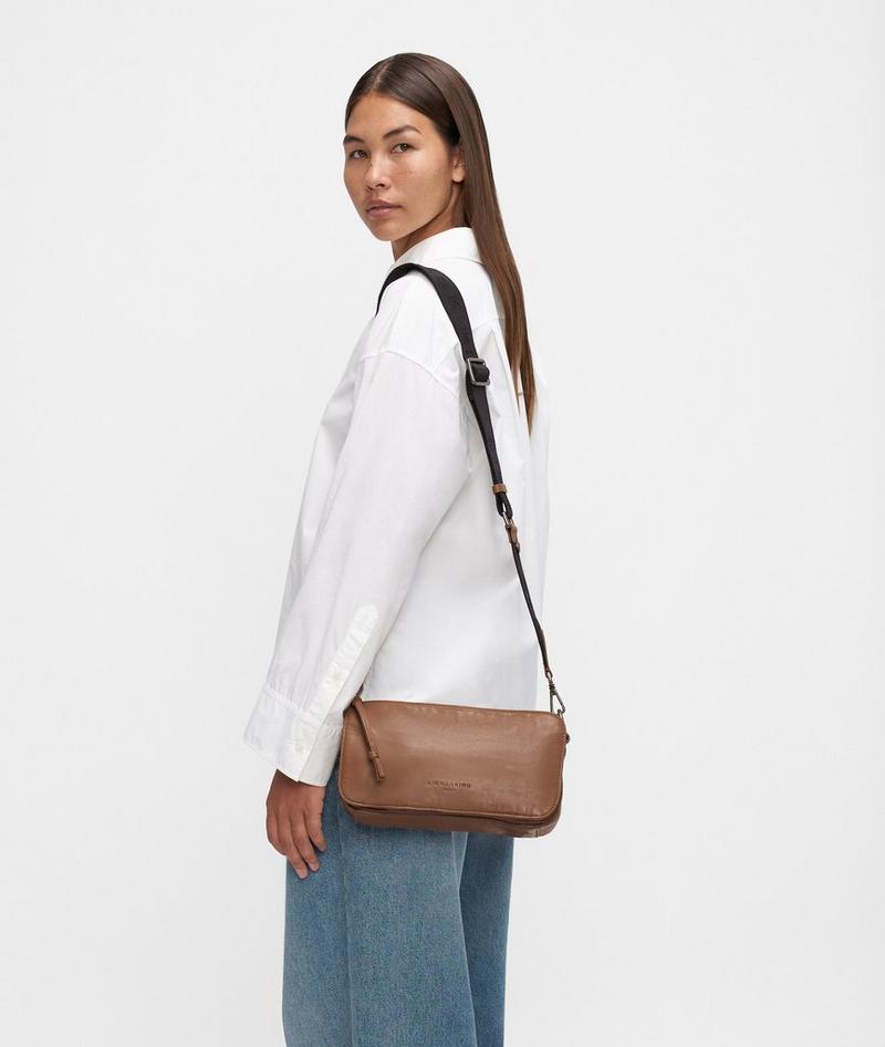 Liebeskind Herren Clarice Crossbody M - Karamell